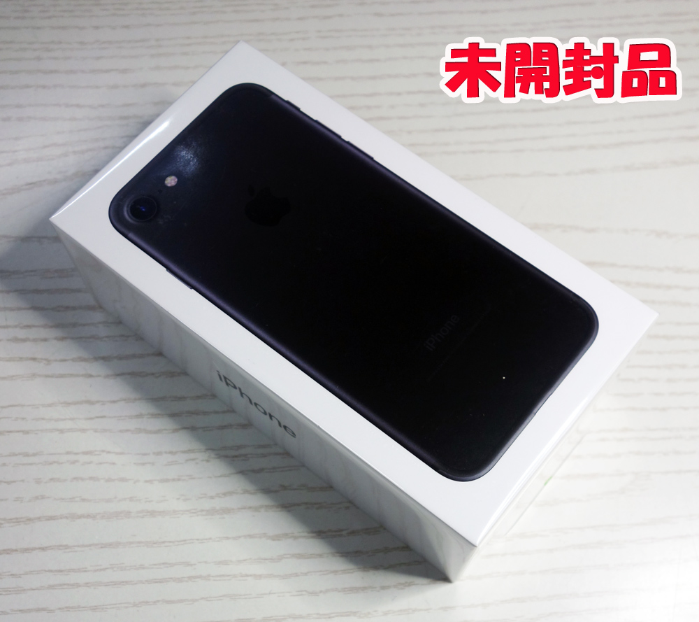 docomo Apple iPhone7 32GB MNCE2J/A Black [163]【福山店】