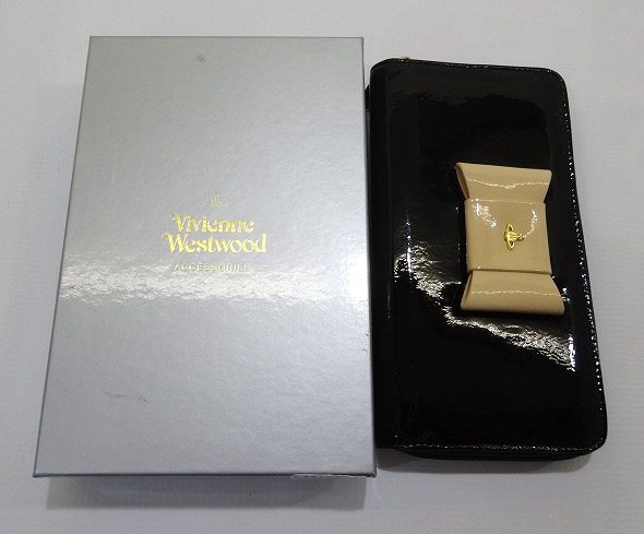 【未使用】Vivienne Westwood 長財布　エナメル　ブラック　リボン