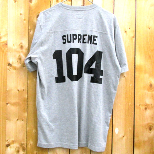 Supreme シュプリーム Football TOP 104 ナンバリングロゴ フットボール Tシャツ サイズ：M/グレー/2016SS/ストリート【山城店】