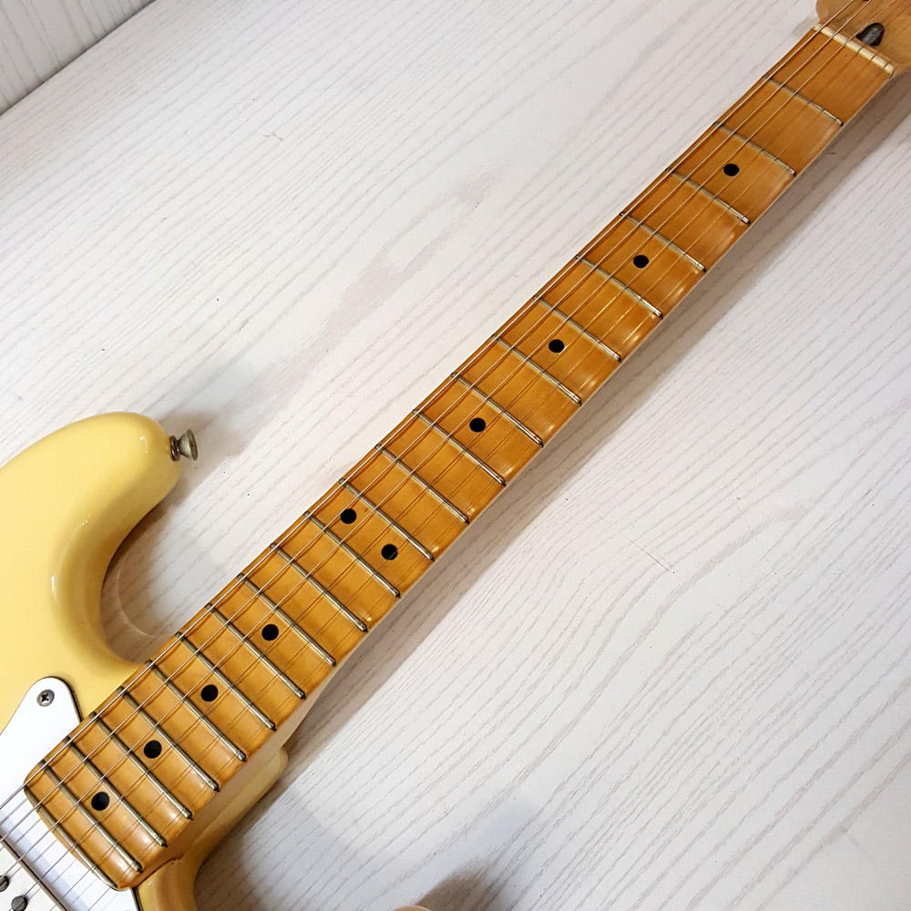 開放倉庫 | 【中古】Fender Japan/CST-50M Vintage White/E シリアル