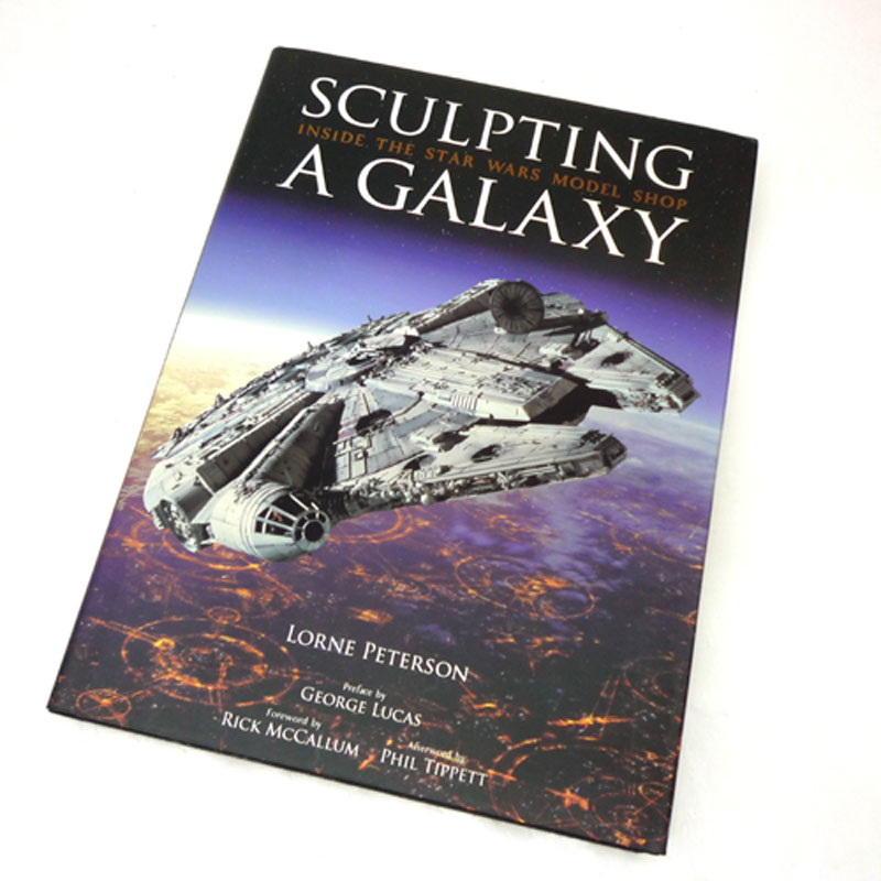 【中古】《書籍》古本 SCULPTING A GALAXY Inside the Star Wars Model Shop George Lucas (はしがき), Lorne Peterson  (著)出版社:Insight Editions【山城店】